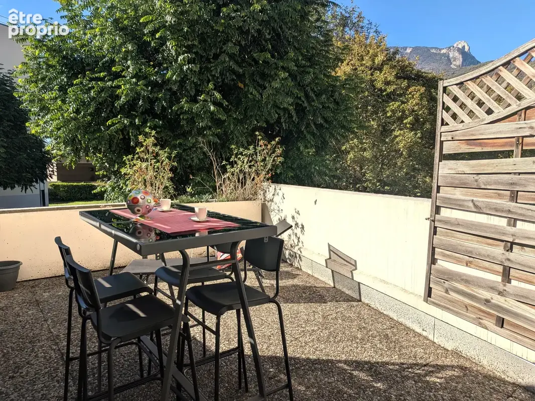 Appartement à SEYSSINET-PARISET