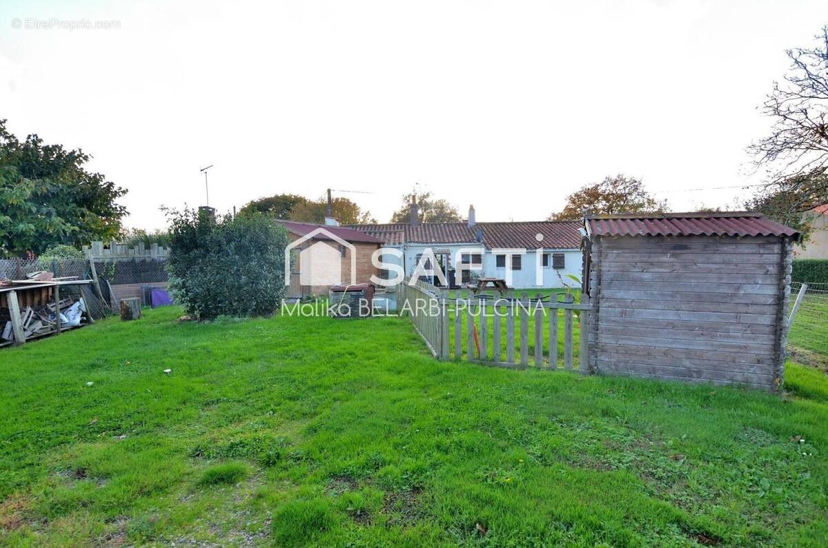 Photo 1 - Maison à SAINT-GEORGES-DE-POINTINDOUX