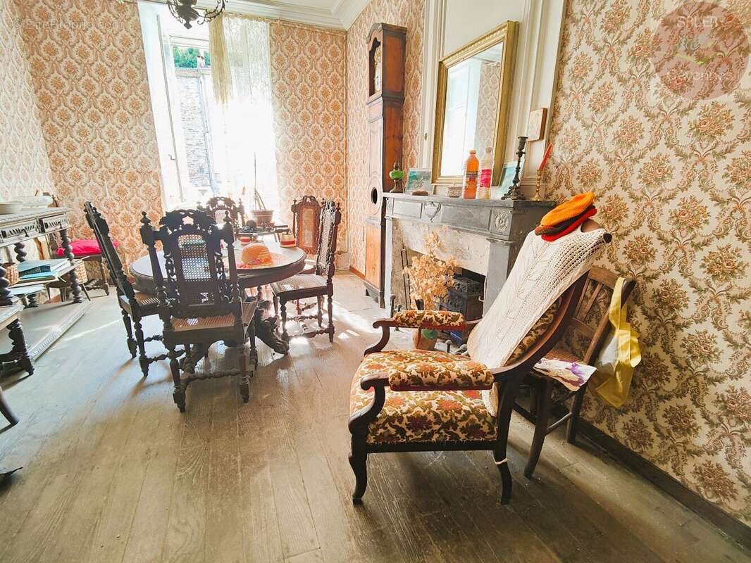 Maison à SAINT-ANDRE-DE-VALBORGNE