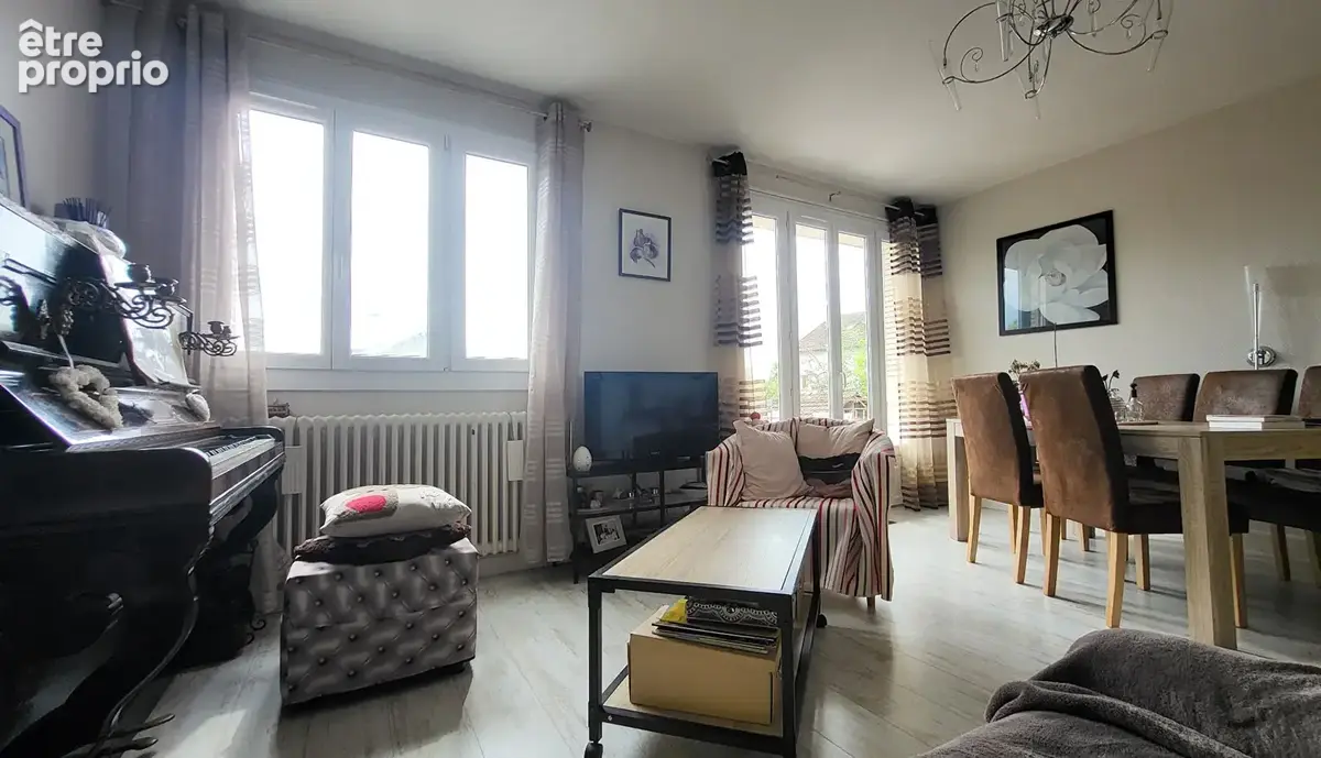 Quartier 'Jean Michel', Appartement 3 chambres, garage et balcon belle exposition - photo 2