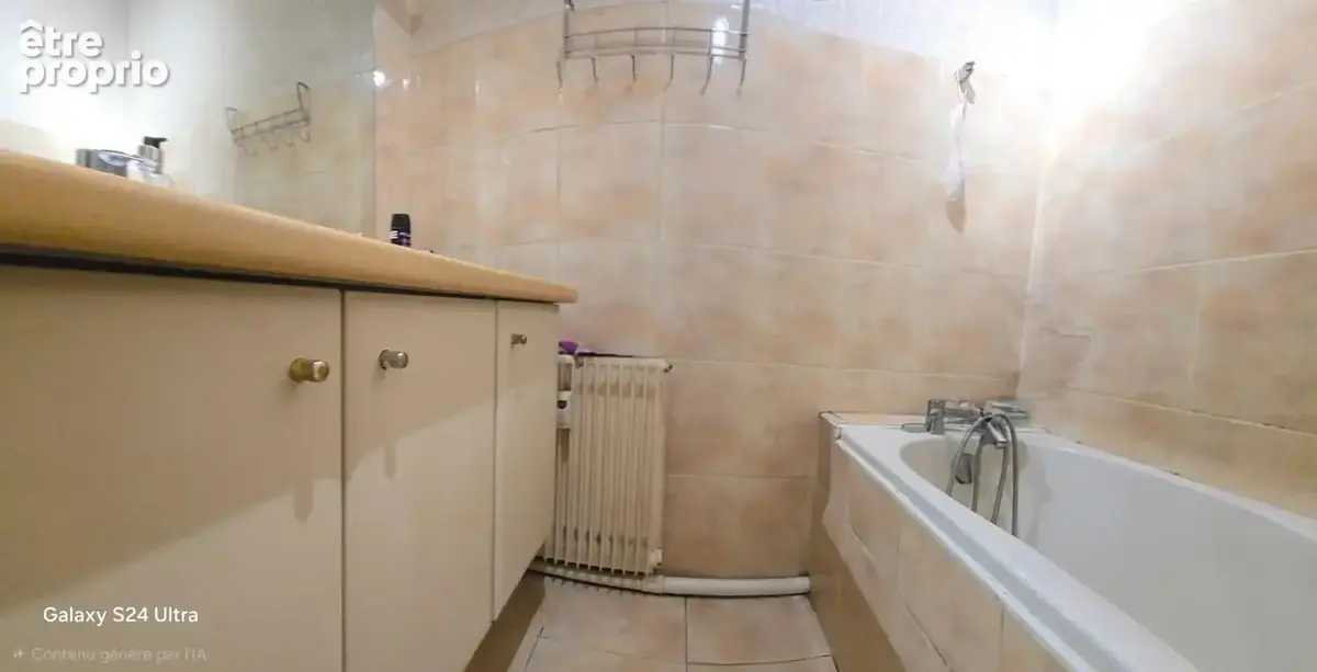Saint Etienne – F5 110 m² au 10ᵉ et dernier étage – Garage - photo 12