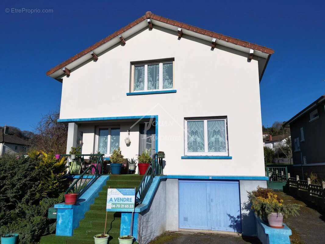 Maison à SAINT-ELOY-LES-MINES