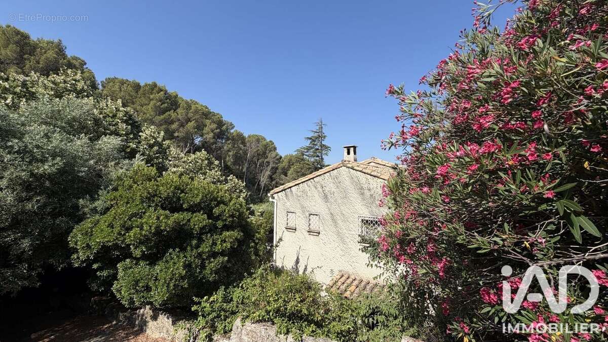 Photo 2 - Maison à BARBENTANE
