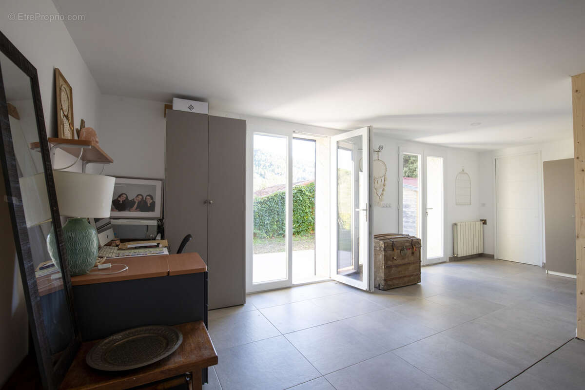 Maison à LA BOUILLADISSE