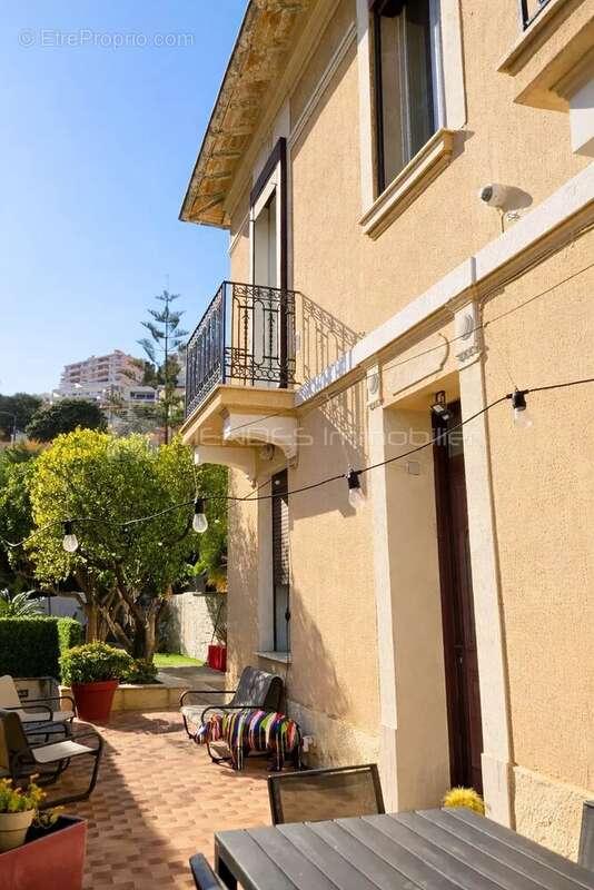 Maison à BEAUSOLEIL