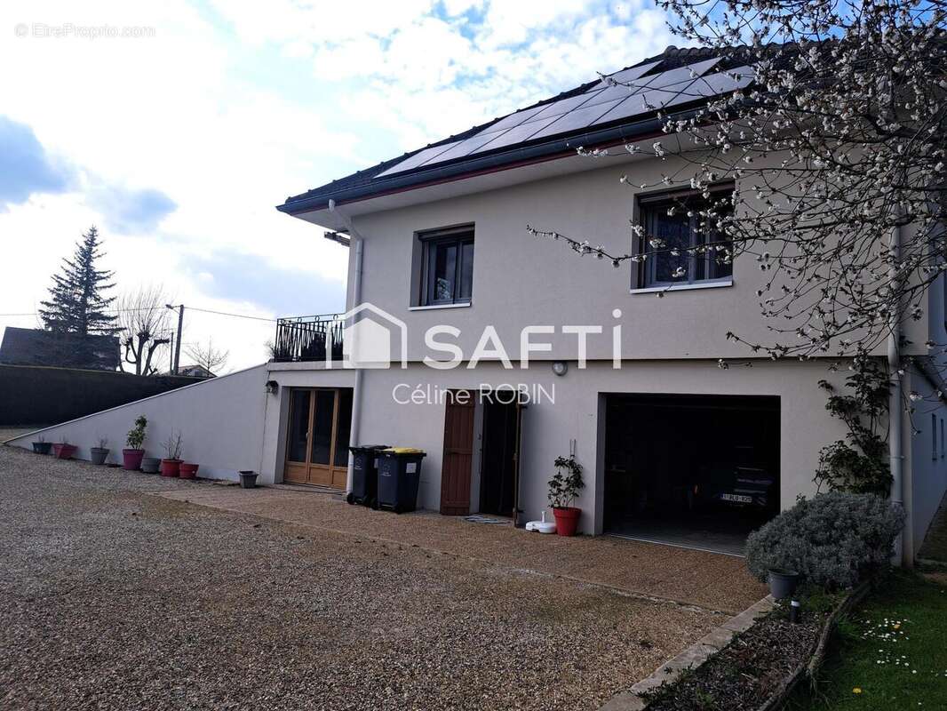 Maison 90 m² à Mervans  - photo 4