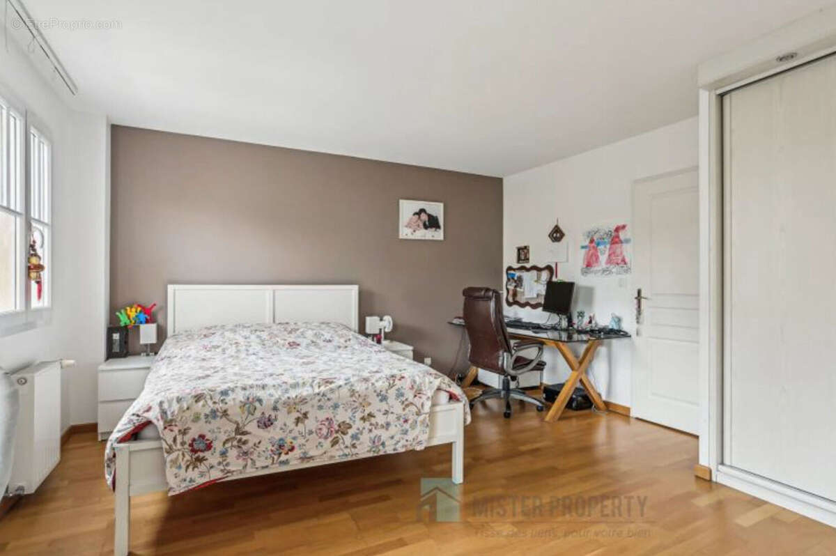 Appartement à MAISONS-LAFFITTE