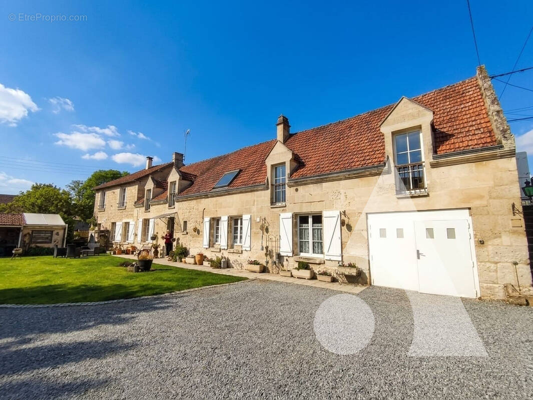 Maison à CREPY-EN-VALOIS