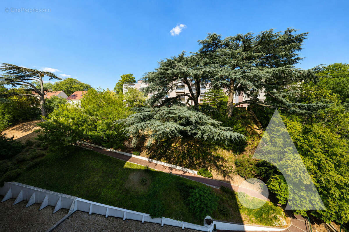 Appartement à CORBEIL-ESSONNES