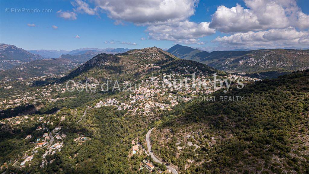 Terrain à ASPREMONT