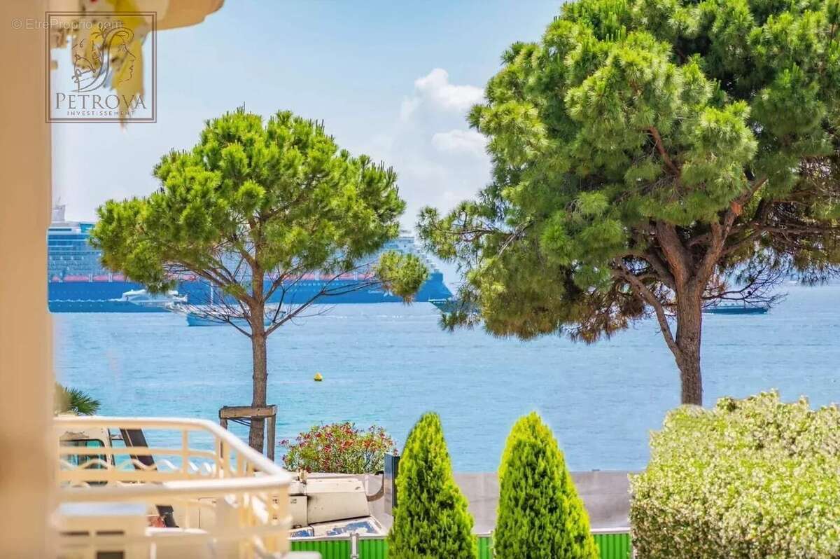 Appartement à CANNES