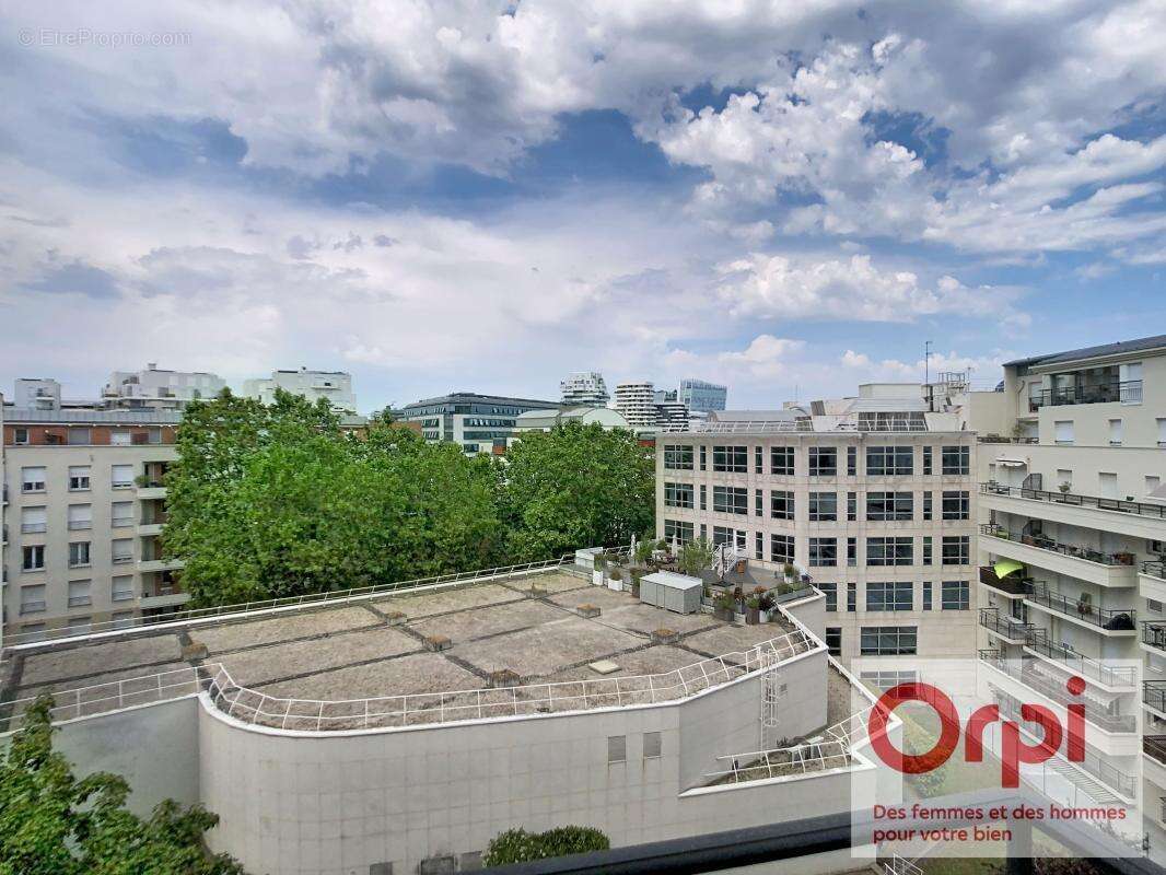 Appartement à ISSY-LES-MOULINEAUX