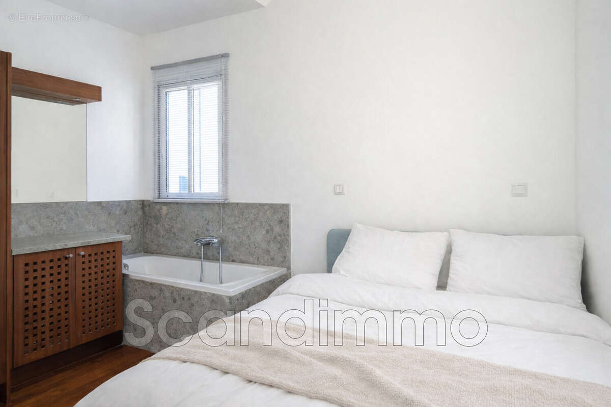 Appartement à MARSEILLE-7E