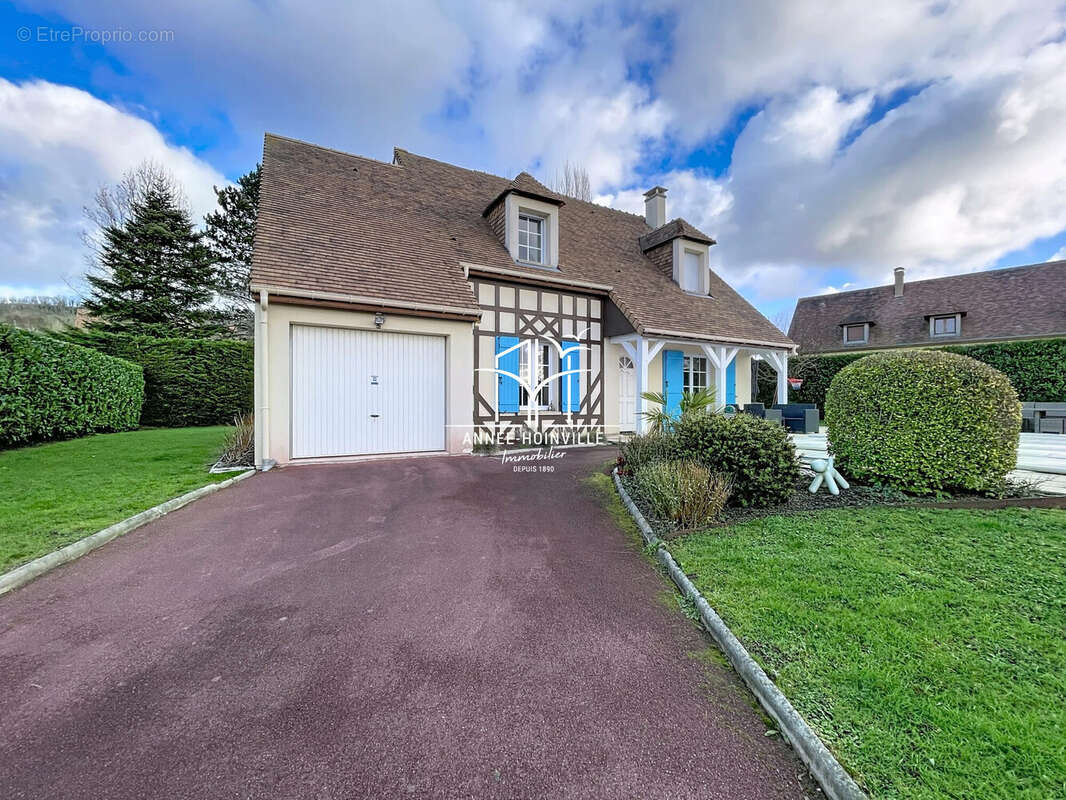 Maison à BLONVILLE-SUR-MER