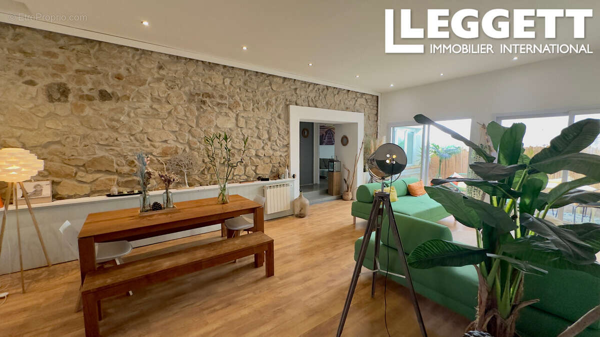 Maison à SAINT-ANDRE-DE-ROQUELONGUE