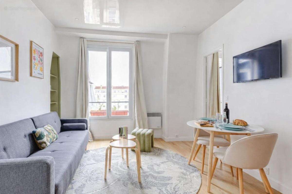 Appartement à PARIS-18E