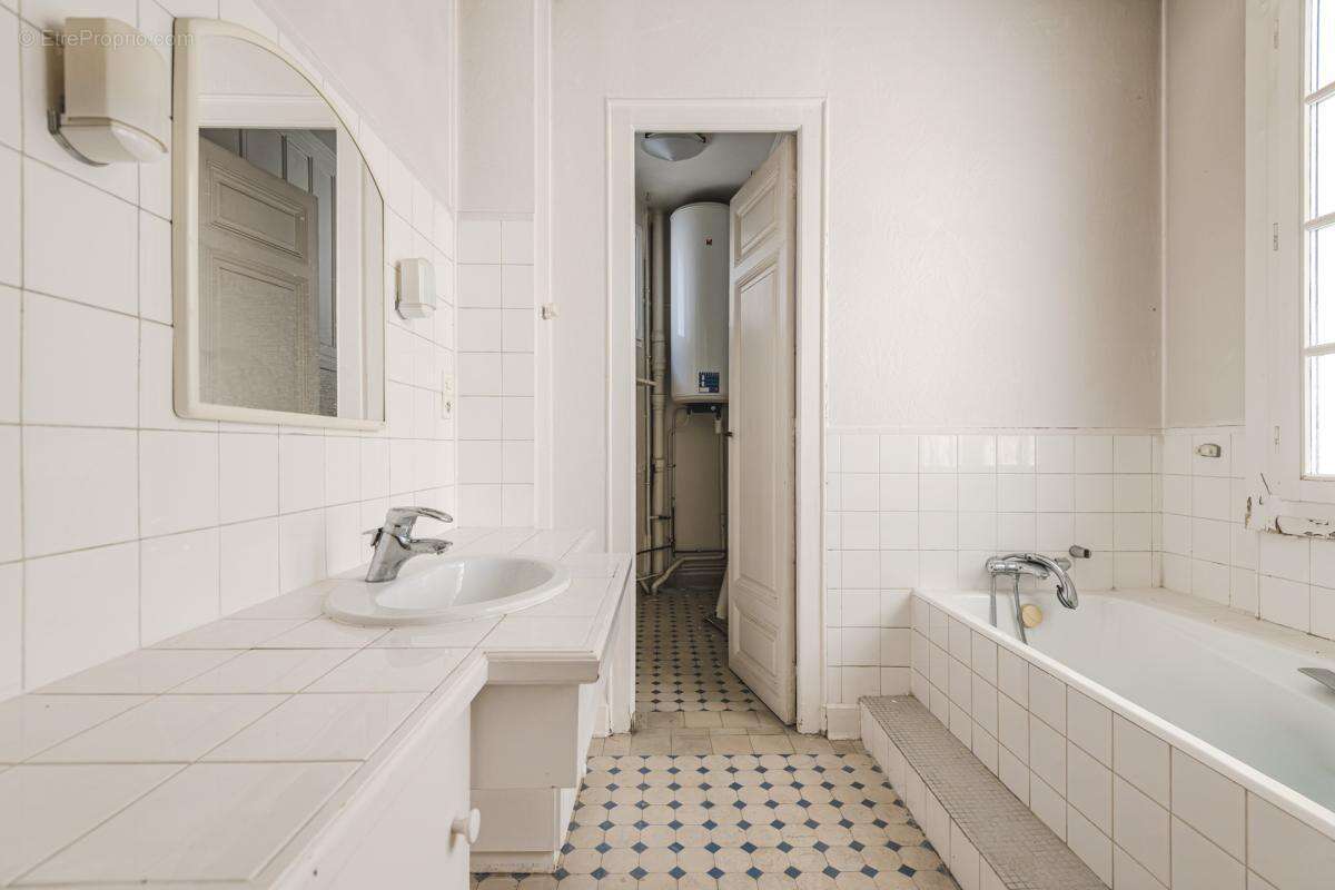 Appartement - 197 m² - Reims (51) - photo 10