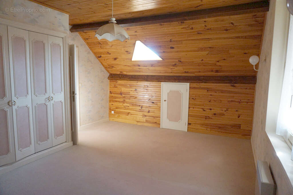 Maison à PARAY-LE-MONIAL