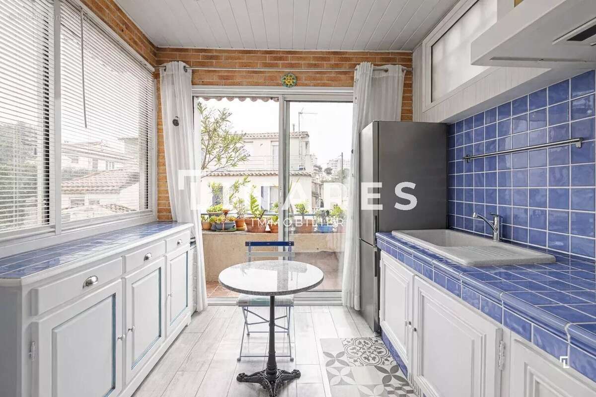 Appartement à MARSEILLE-7E
