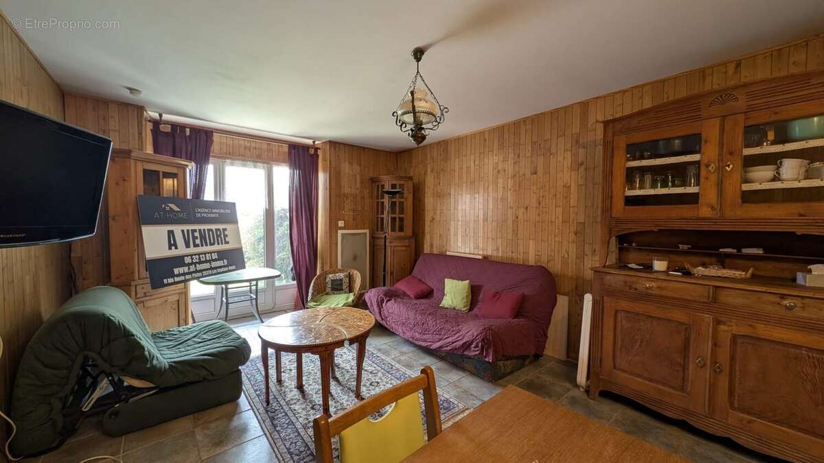 Appartement à SAINT-POINT-LAC