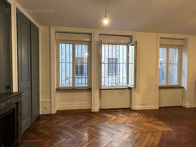 Appartement à LYON-6E