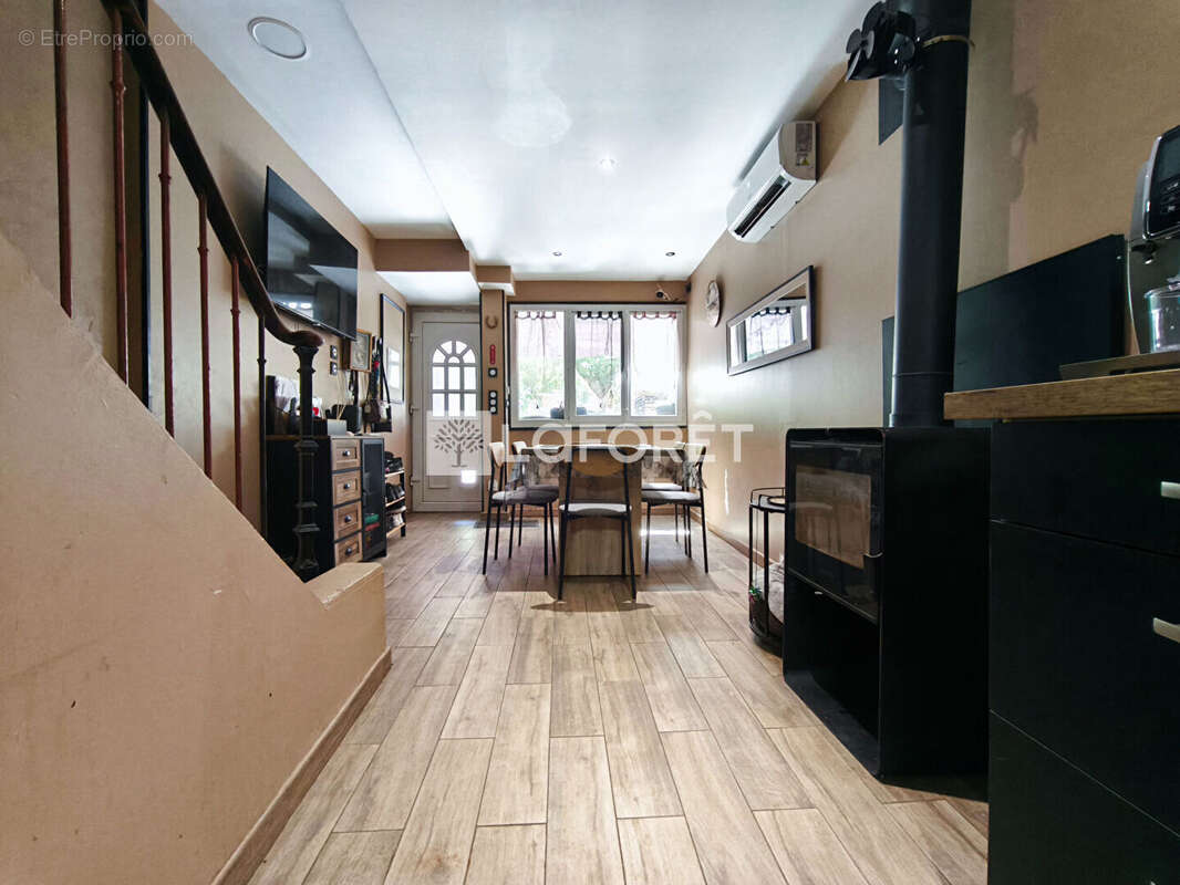Exclusivité Maureillas-Las-Illas maison 4 chambres avec extérieur en face des thermes du Boulou - photo 4