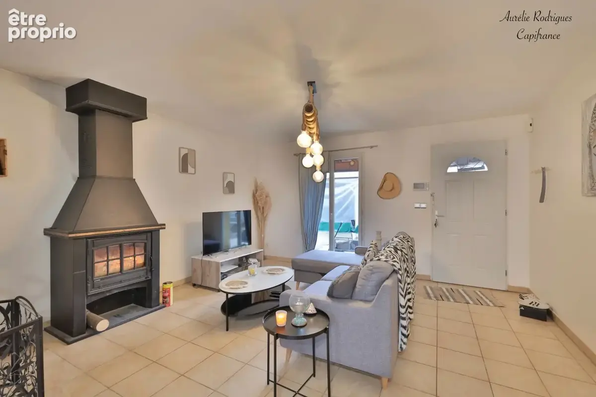 Maison à vendre 5 pièces BOZ (01) - photo 3