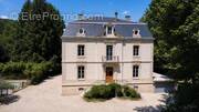 Maison à NEUVILLE-SUR-AIN