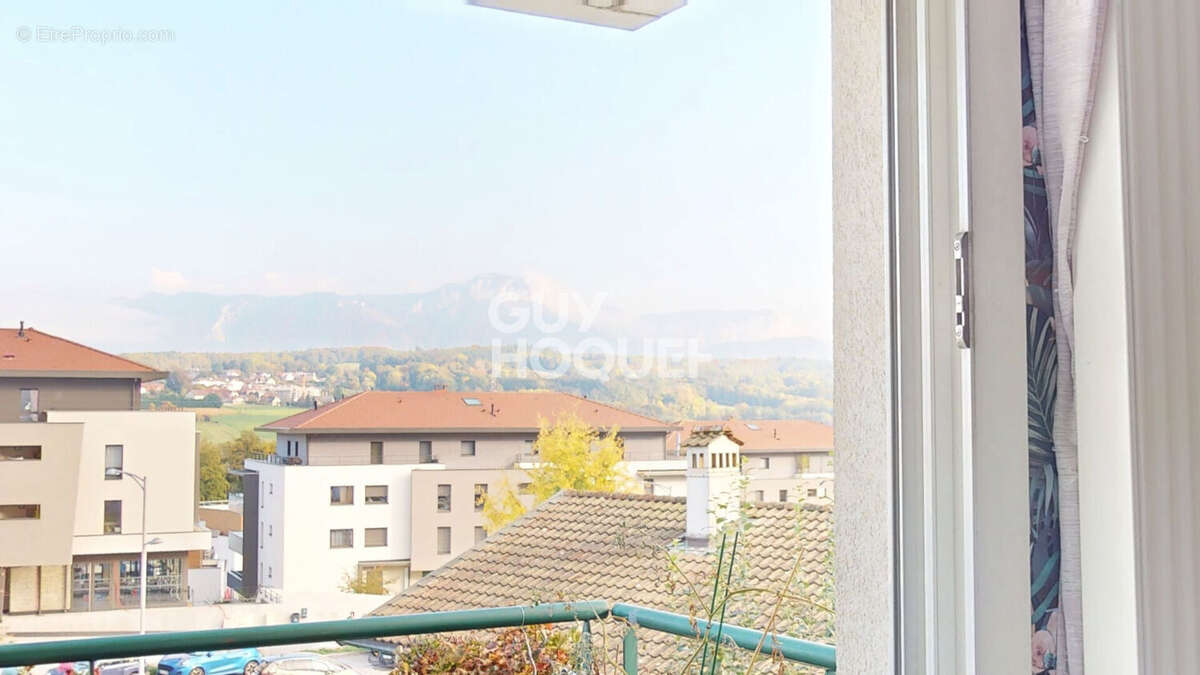 Appartement à ALLONZIER-LA-CAILLE