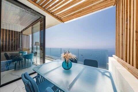 Maison à ROQUEBRUNE-CAP-MARTIN
