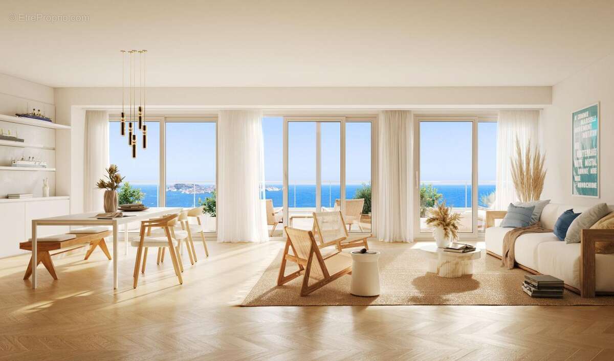 Appartement à MARSEILLE-2E