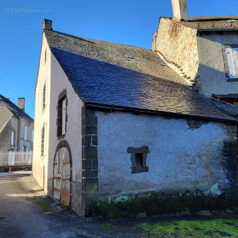 Maison à SAINT-SATURNIN