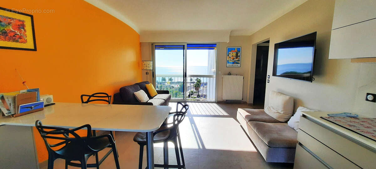 Appartement à ROQUEBRUNE-CAP-MARTIN