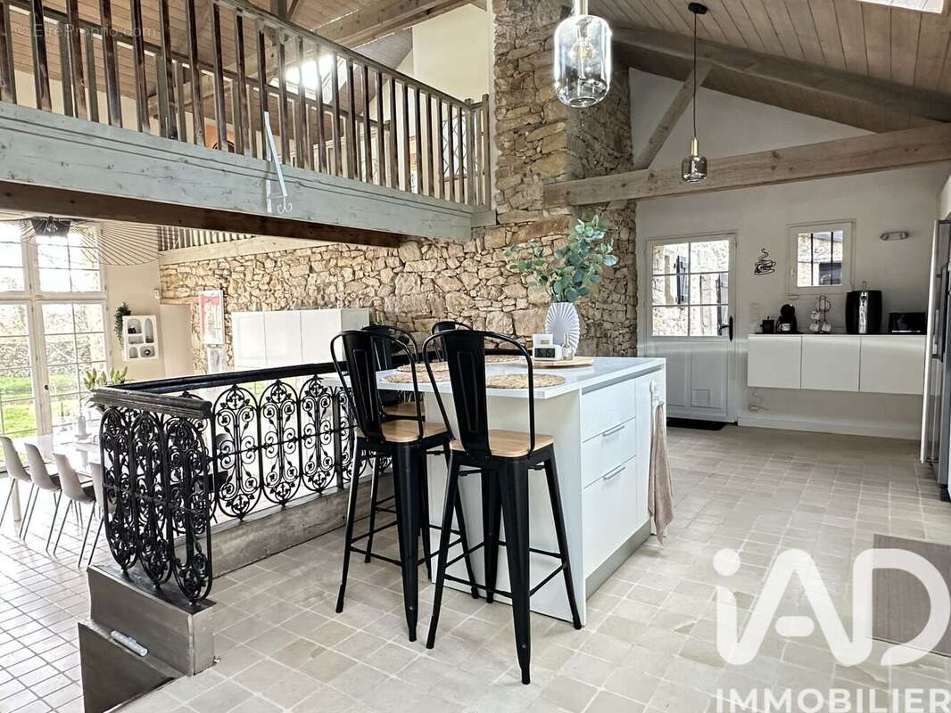 Photo 5 - Maison à SAINT-ETIENNE-DE-MONTLUC