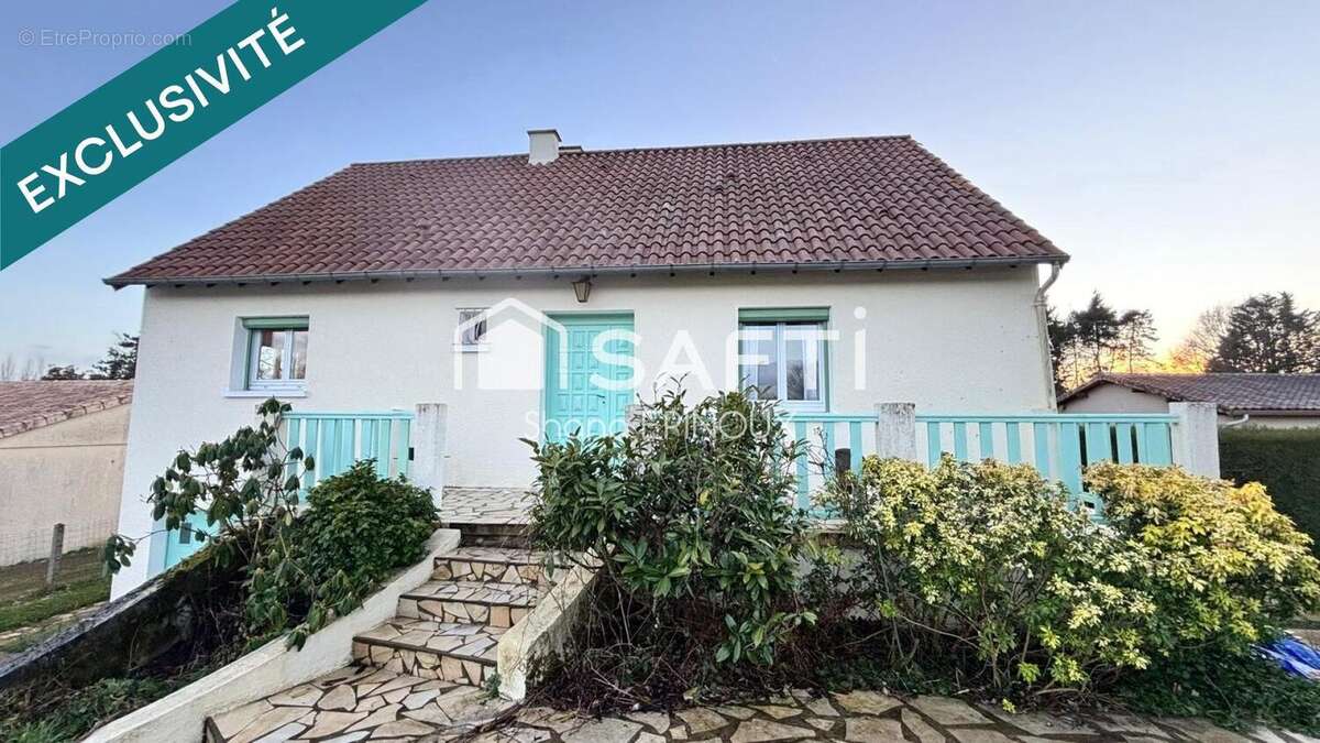 Photo 2 - Maison à FONTAINE-LE-COMTE