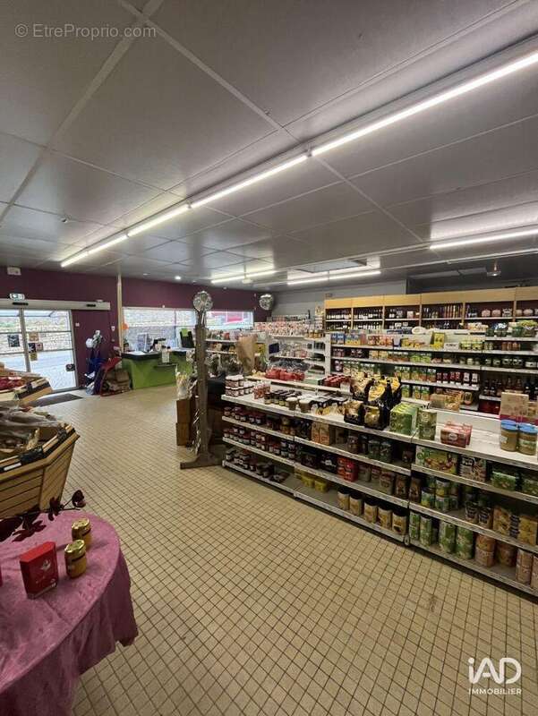 Photo 4 - Commerce à MOREAC
