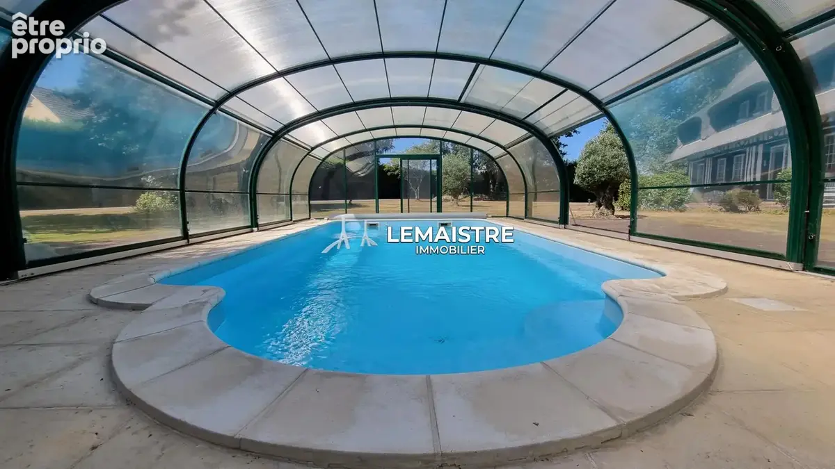 Chaumière à vendre - Valliquerville - 141,25 m² - 4 chambres - Piscine chauffée - Parc arboré - Bâtiment - photo 3