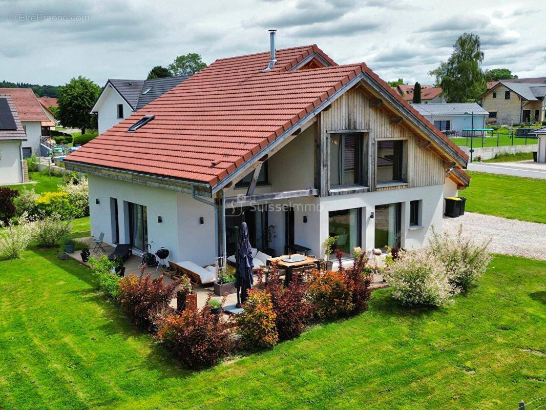 Maison à L'HOPITAL-DU-GROSBOIS