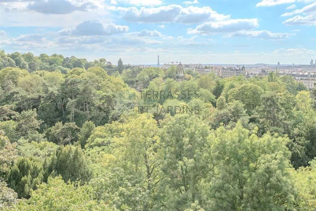 Appartement à PARIS-19E