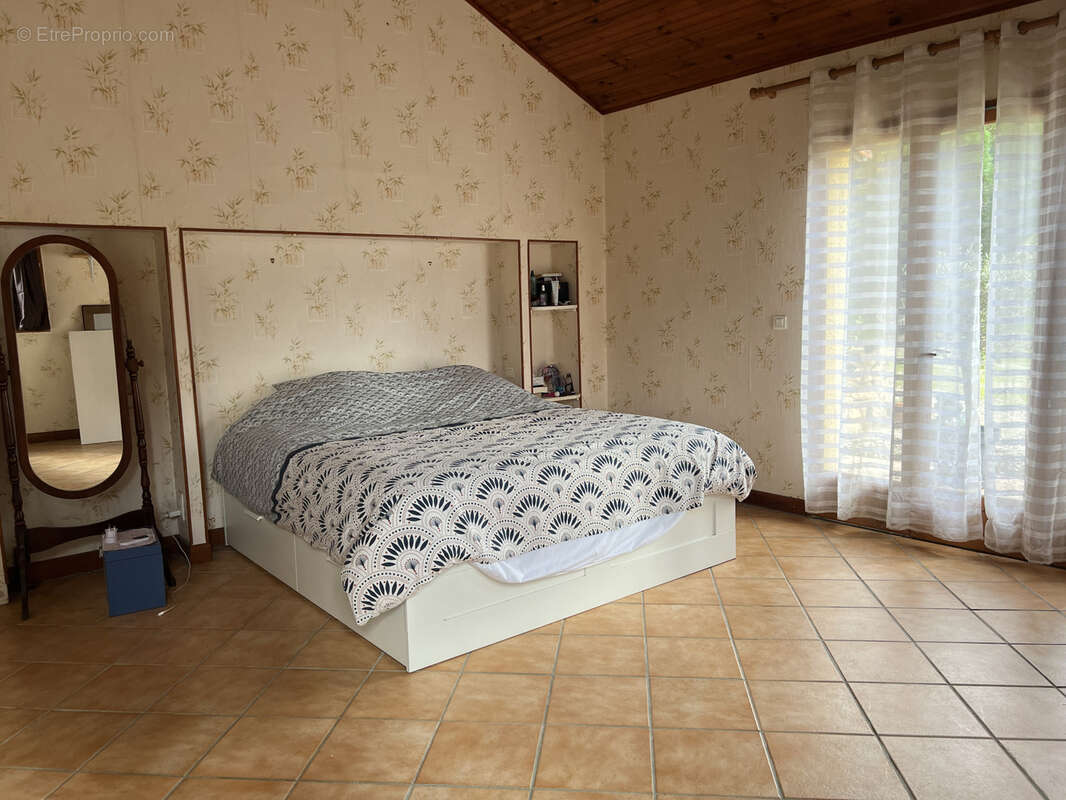 Maison à L&#039;ISLE-EN-DODON