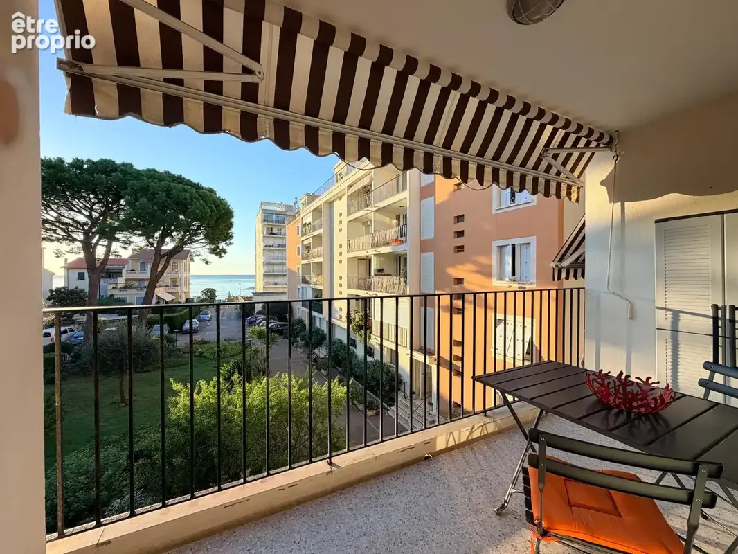 Appartement 2 pièces 32 m² · à Roquebrune-Cap-Martin · 32,2 m² · 275 000 €