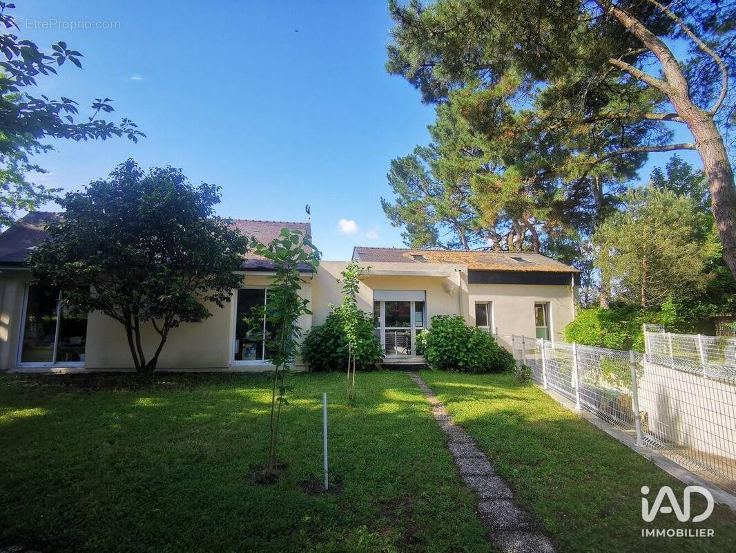 Photo 1 - Commerce à LA CHAPELLE-SUR-ERDRE