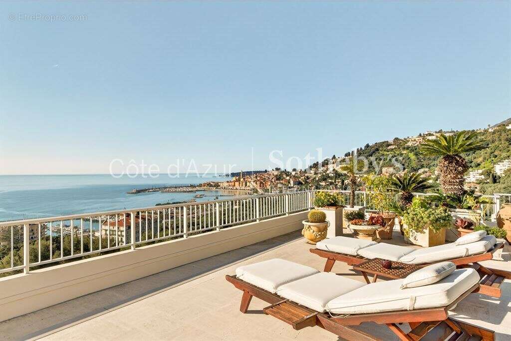 Appartement à MENTON