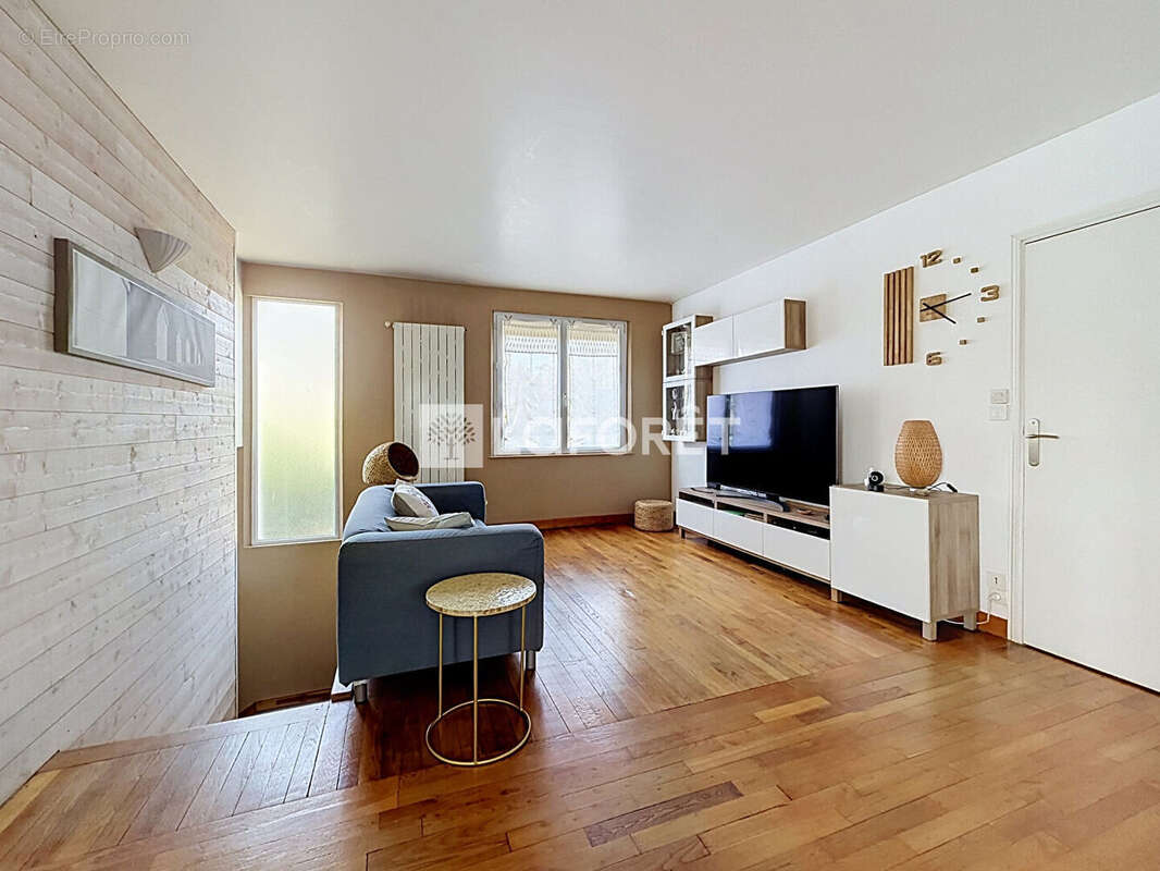 Maison Bourg La Reine 8 pièces 152 m2 - photo 2