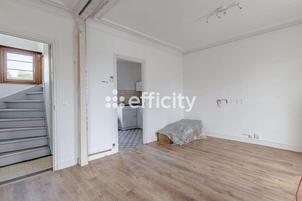 Maison à THORIGNY-SUR-MARNE