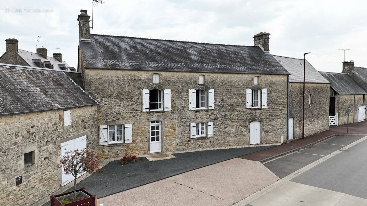 Maison à NEGREVILLE
