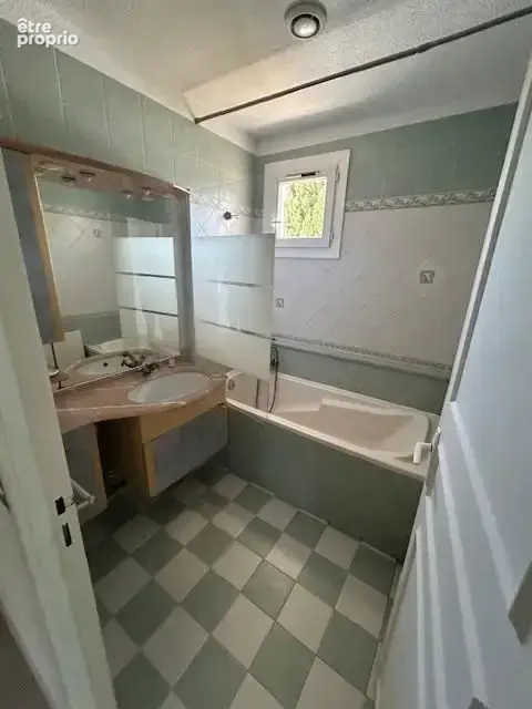 Belle maison t5 avec véranda, garage et jardin entressen - photo 7
