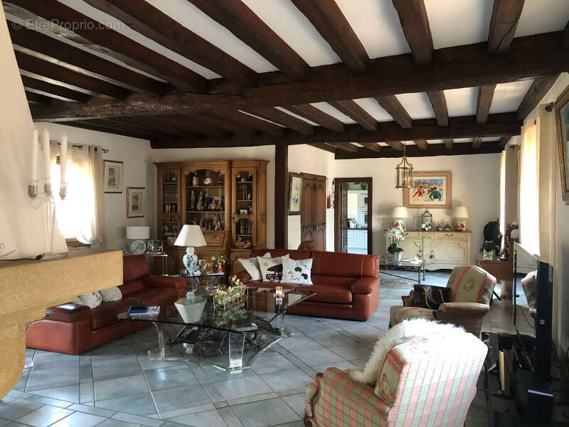 Maison à MONTLUCON