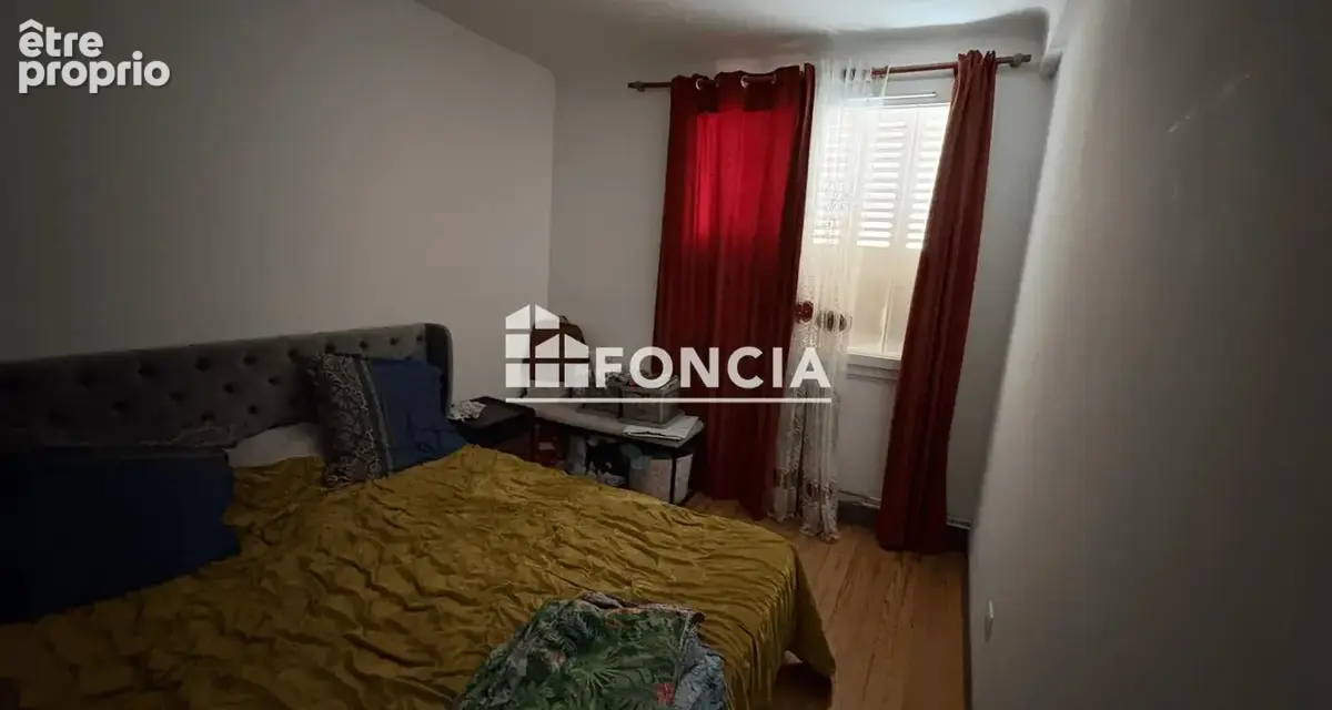 Grand appartement T4, Av Victor HUGO - photo 8