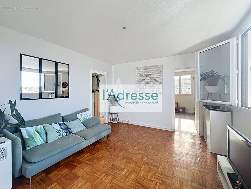 Appartement à PARIS-12E